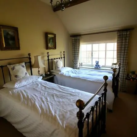 Characterful Yorkshire Cottage, Beautiful Views * York