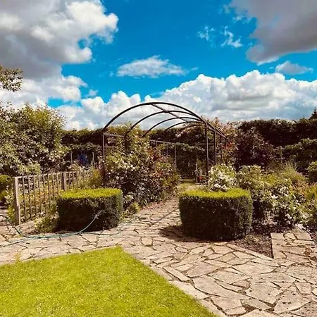 Characterful Yorkshire Cottage, Beautiful Views Holiday home *