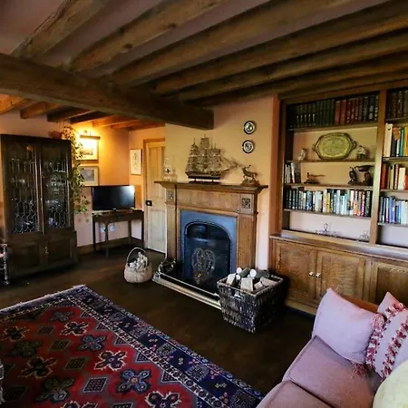 Characterful Yorkshire Cottage, Beautiful Views Holiday home